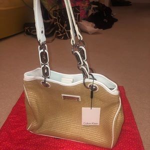 White natural straw Calvin Klein purse